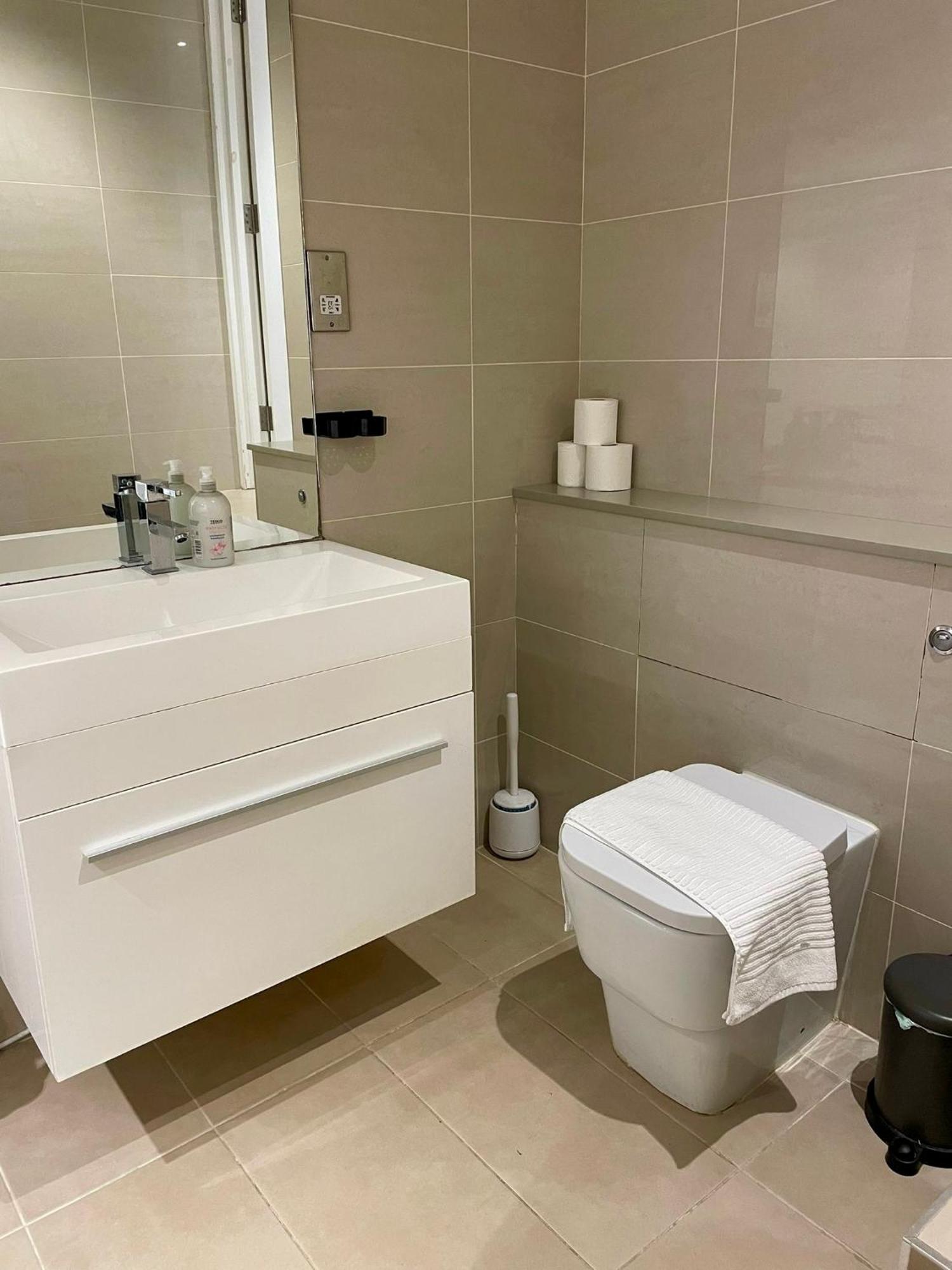 Central Cosy Studio Apartments ลอนดอน ภายนอก รูปภาพ